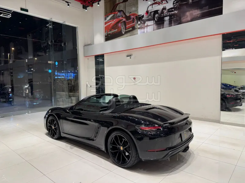 2024 بورش بوكستر