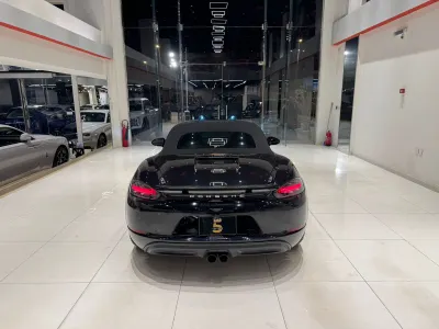 2024 بورش بوكستر