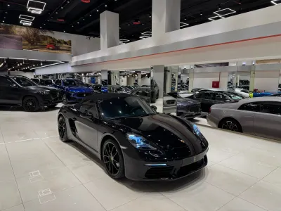 2024 بورش بوكستر