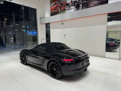 2024 بورش بوكستر