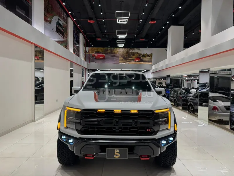 2024 فورد اف 150 رابتور ار