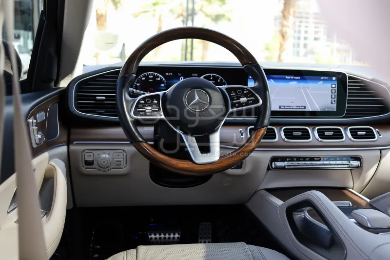 2022 مرسيدس - بنز جي إل إس 450