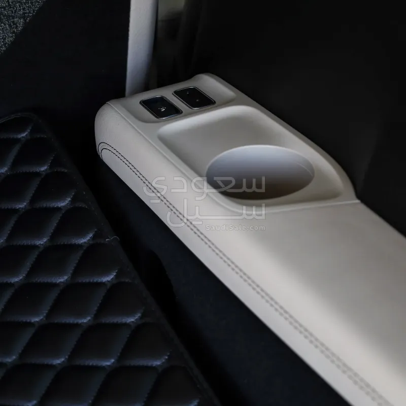 2022 مرسيدس - بنز جي إل إس 450