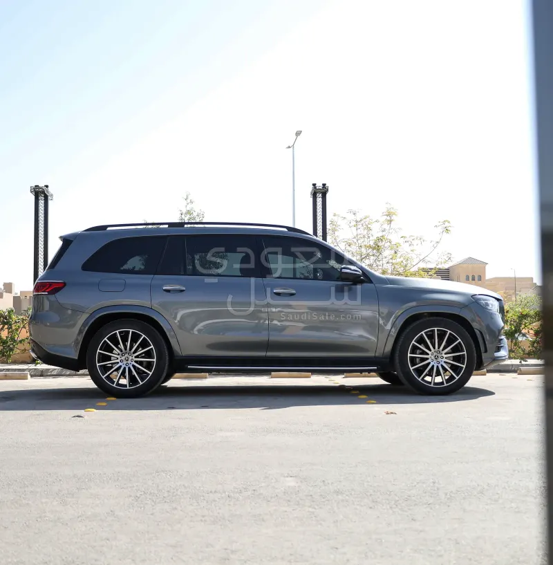 2022 مرسيدس - بنز جي إل إس 450