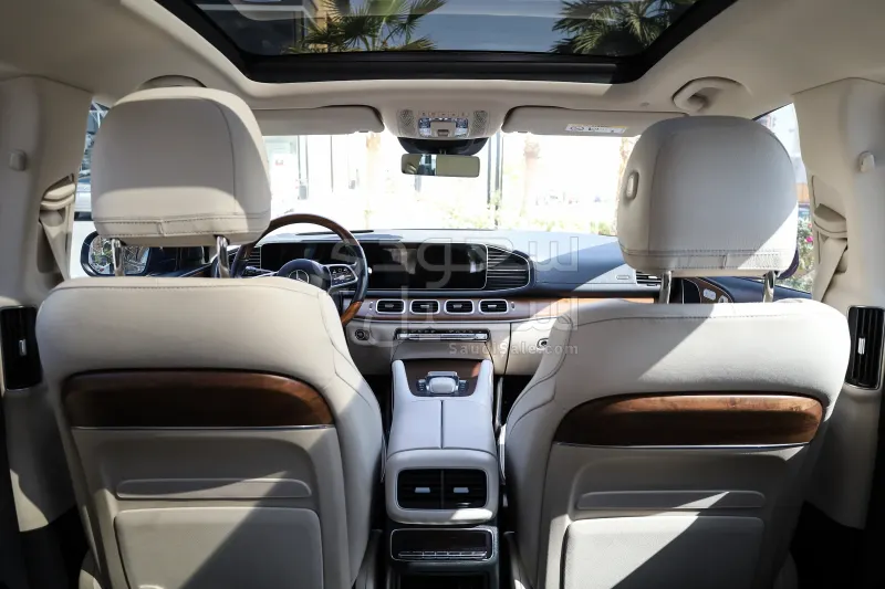 2022 مرسيدس - بنز جي إل إس 450