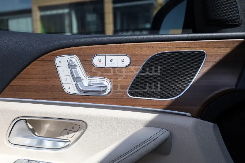 2022 مرسيدس - بنز جي إل إس 450