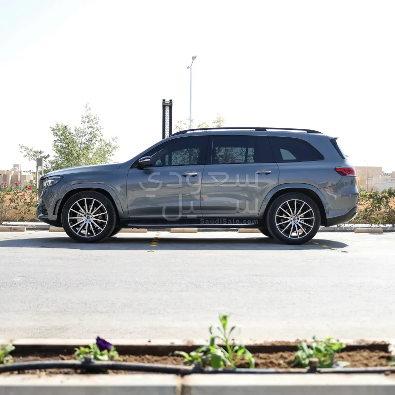 2022 مرسيدس - بنز جي إل إس 450