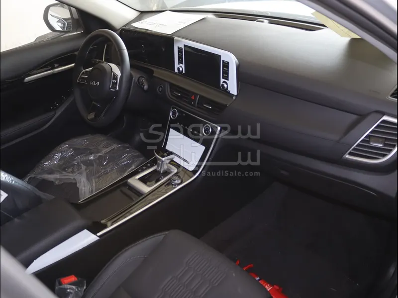 2025 كيا سيلتوس