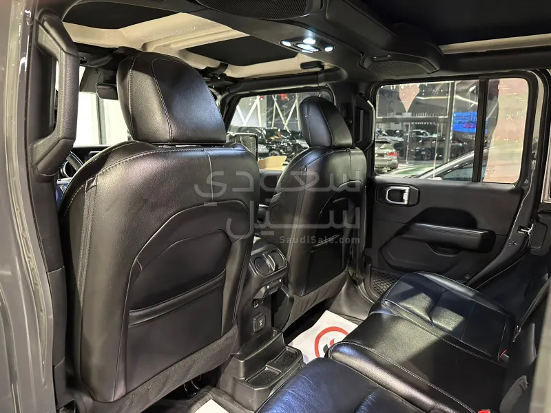 2020 جييب رانجلر