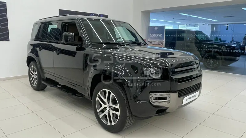2025 لاند روفر ديفيندر 110