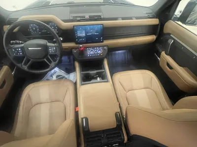 2025 لاند روفر ديفيندر 110