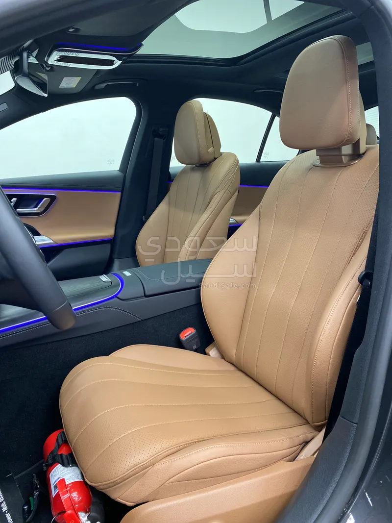 2025 مرسيدس - بنز إي 200