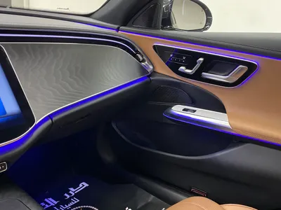 2025 مرسيدس - بنز إي 200