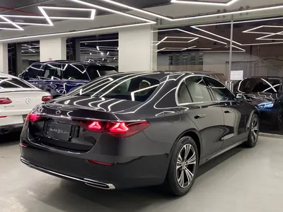 2025 مرسيدس - بنز إي 200