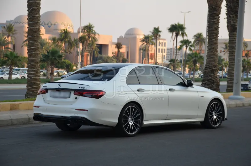 2022 مرسيدس - بنز إي 53 أي إم جي