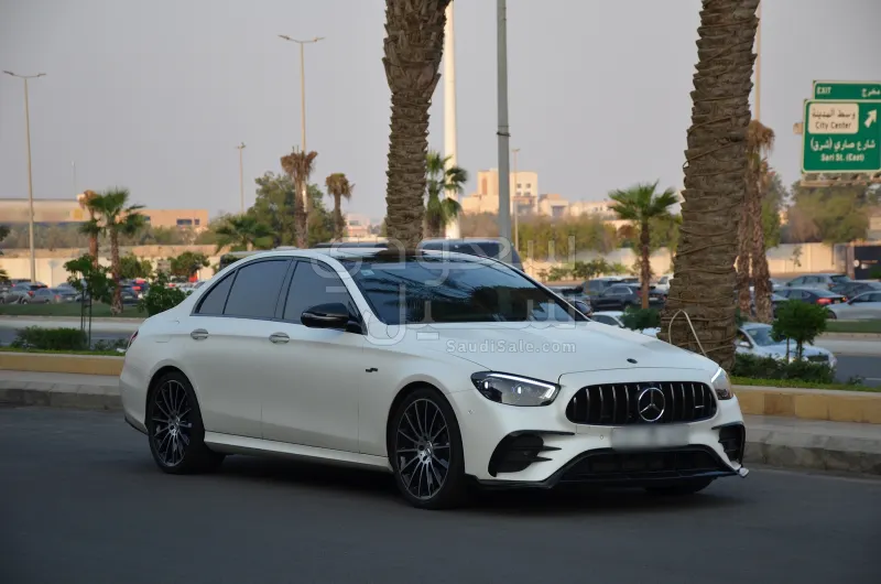 2022 مرسيدس - بنز إي 53 أي إم جي