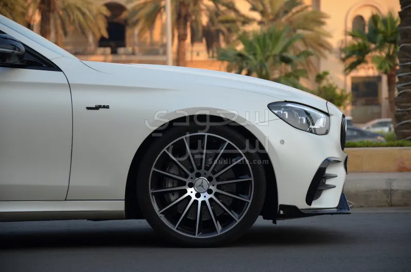 2022 مرسيدس - بنز إي 53 أي إم جي