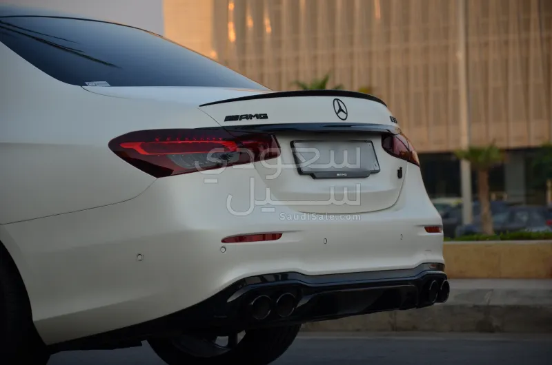 2022 مرسيدس - بنز إي 53 أي إم جي