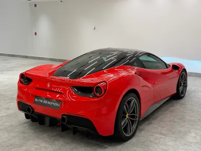 2016 فيراري 488 جي تي بي