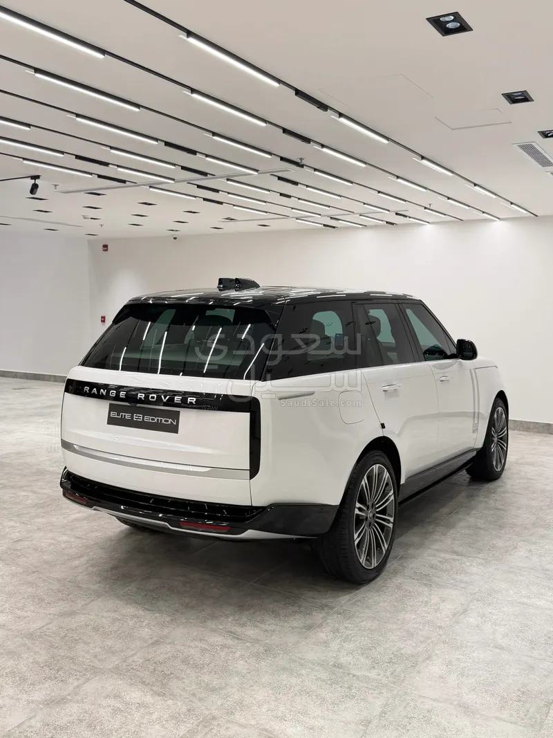 2025 لاند روفر رينج روفر اوتوبيوغرافي