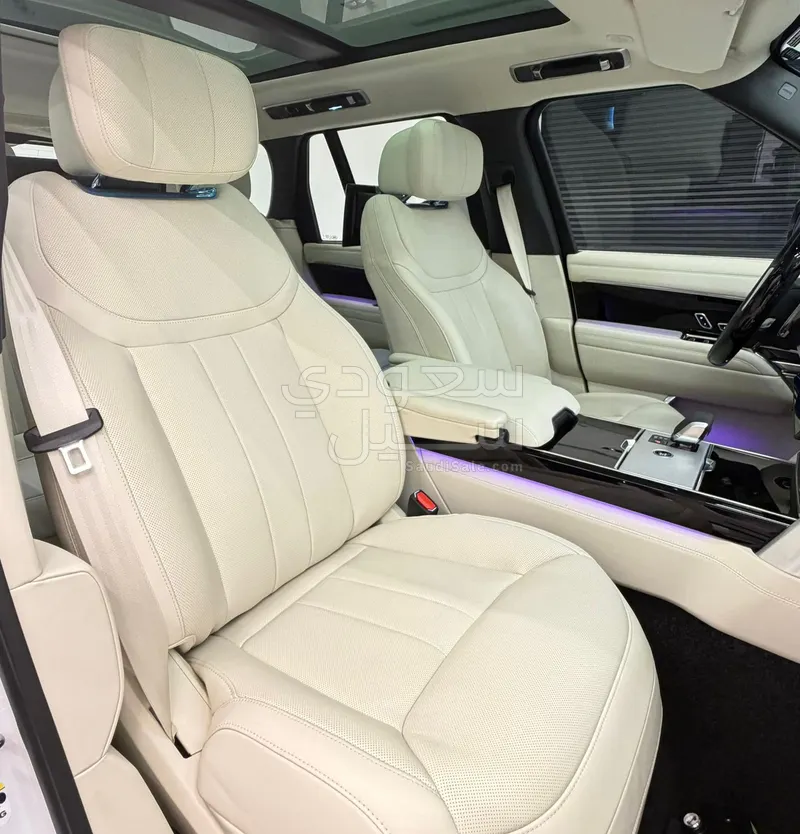 2025 لاند روفر رينج روفر اوتوبيوغرافي