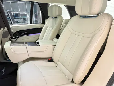 2025 لاند روفر رينج روفر اوتوبيوغرافي