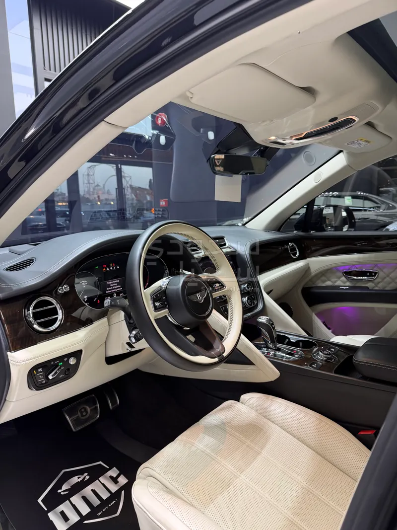 2021 بنتلي بنتايجا الاصدار الاول