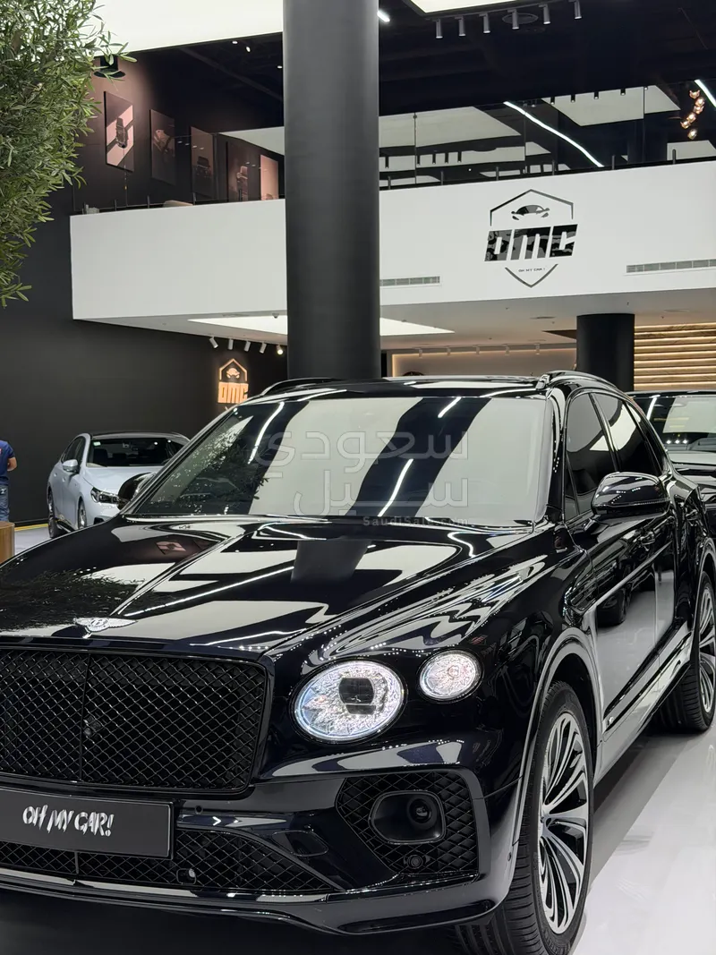 2021 بنتلي بنتايجا الاصدار الاول