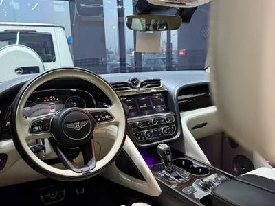 2021 بنتلي بنتايجا الاصدار الاول