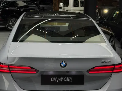 2024 بي ام دبليو الفئة الخامسة 520 أي إم كت