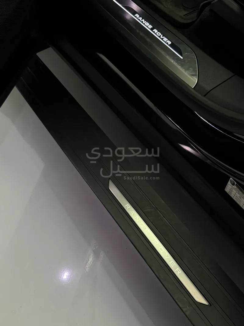 2024 لاند روفر رينج روفر سبورت اتش اس اي