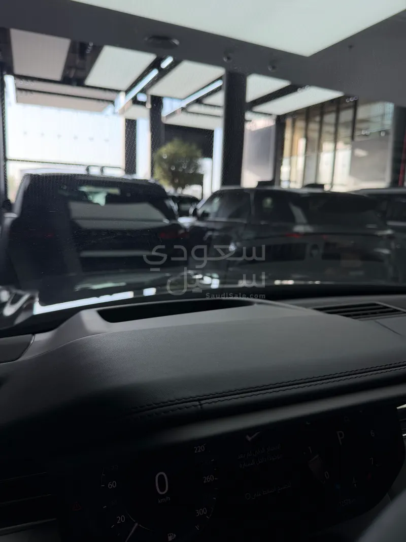 2024 لاند روفر رينج روفر سبورت اتش اس اي