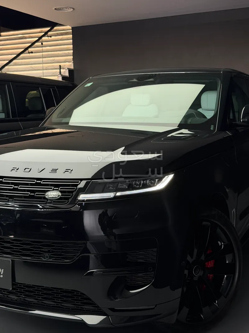 2024 لاند روفر رينج روفر سبورت اتش اس اي