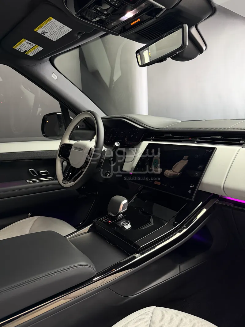 2024 لاند روفر رينج روفر سبورت اتش اس اي