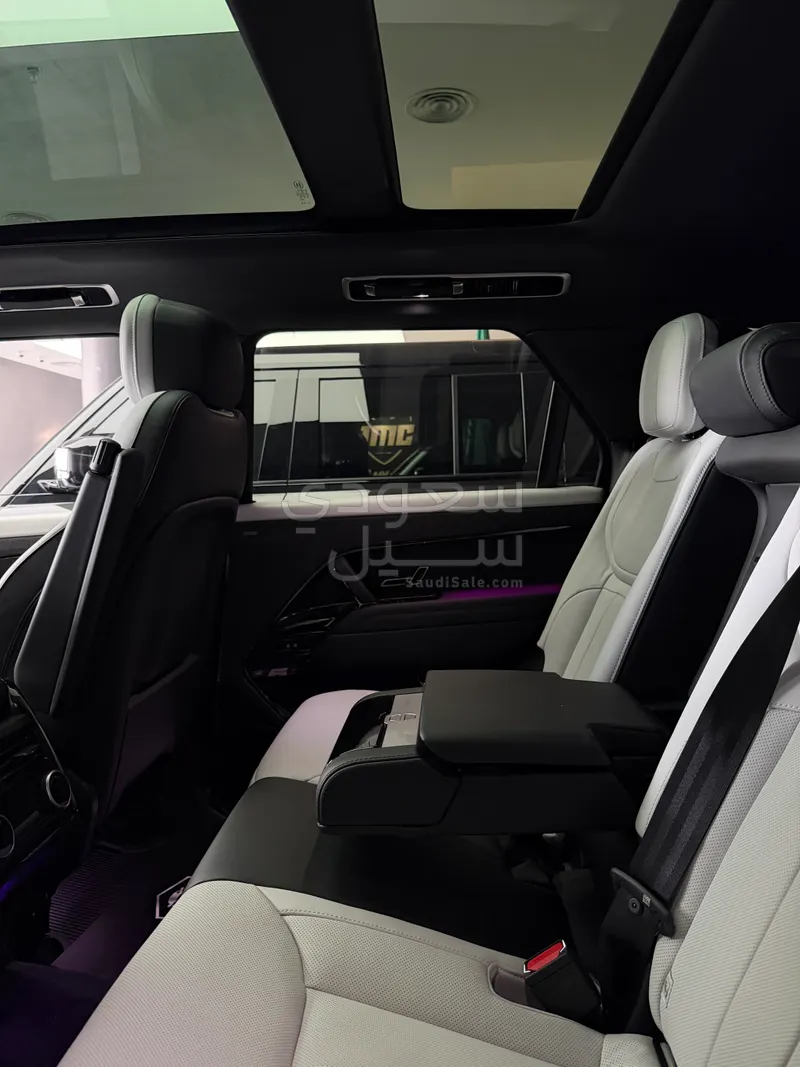 2024 لاند روفر رينج روفر سبورت اتش اس اي