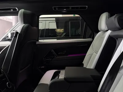 2024 لاند روفر رينج روفر سبورت اتش اس اي