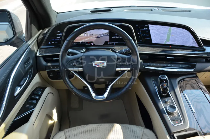 2021 كاديلاك اسكاليد بلاتينيوم