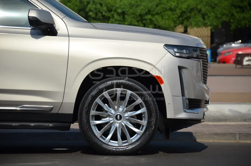 2021 كاديلاك اسكاليد بلاتينيوم