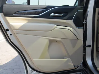 2021 كاديلاك اسكاليد بلاتينيوم