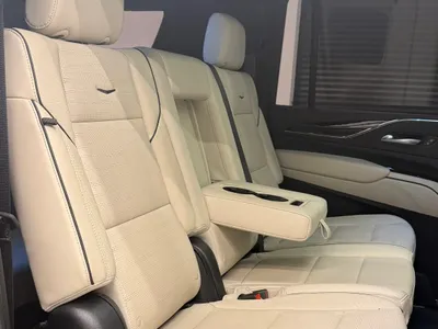 2024 كاديلاك اسكاليد