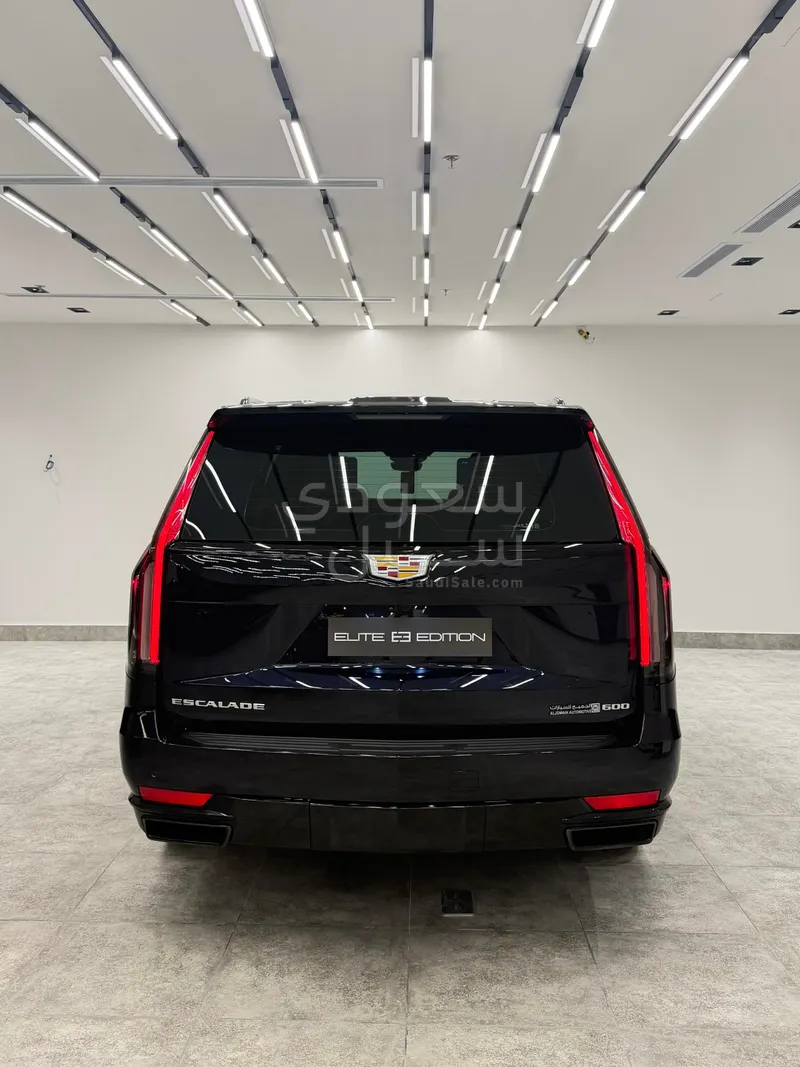 2022 كاديلاك اسكاليد