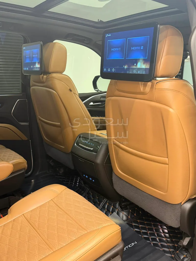 2022 كاديلاك اسكاليد