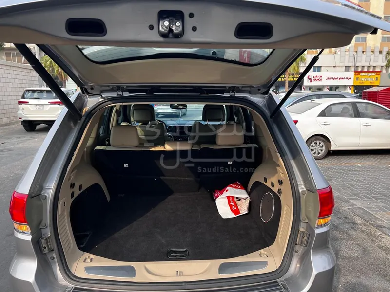 2018 جييب جراند شيروكي ليميتد