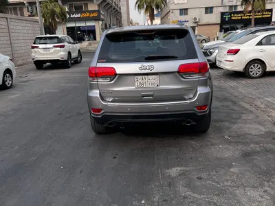 2018 جييب جراند شيروكي ليميتد