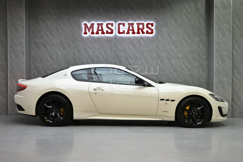 2014 مازيراتي جرانتوريزمو اس