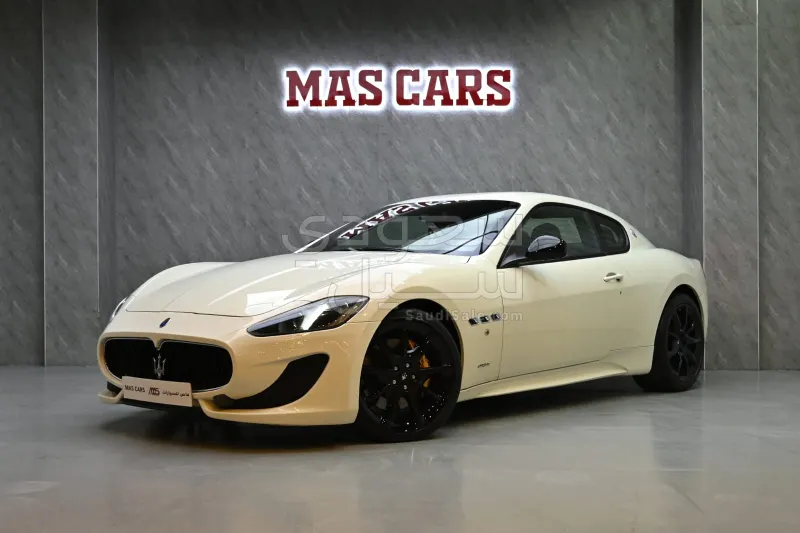 2014 مازيراتي جرانتوريزمو اس