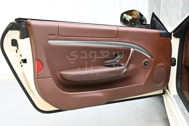 2014 مازيراتي جرانتوريزمو اس