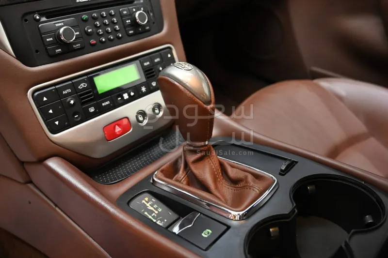 2014 مازيراتي جرانتوريزمو اس