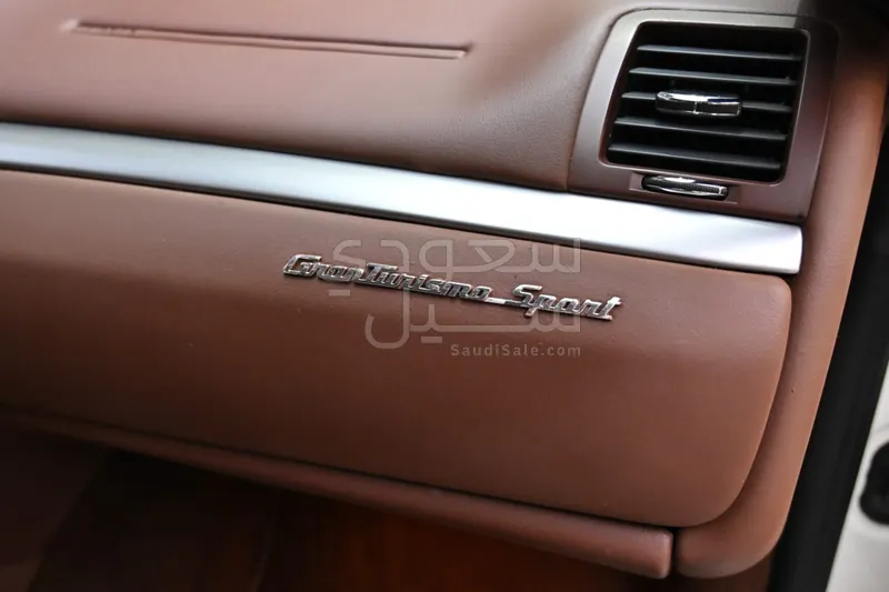 2014 مازيراتي جرانتوريزمو اس