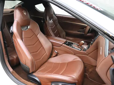 2014 مازيراتي جرانتوريزمو اس